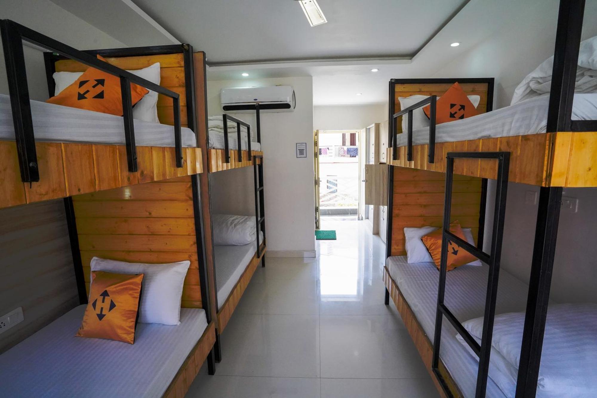 הוסטל Hide-In Rishikesh, Laxman Jhula מראה חיצוני תמונה